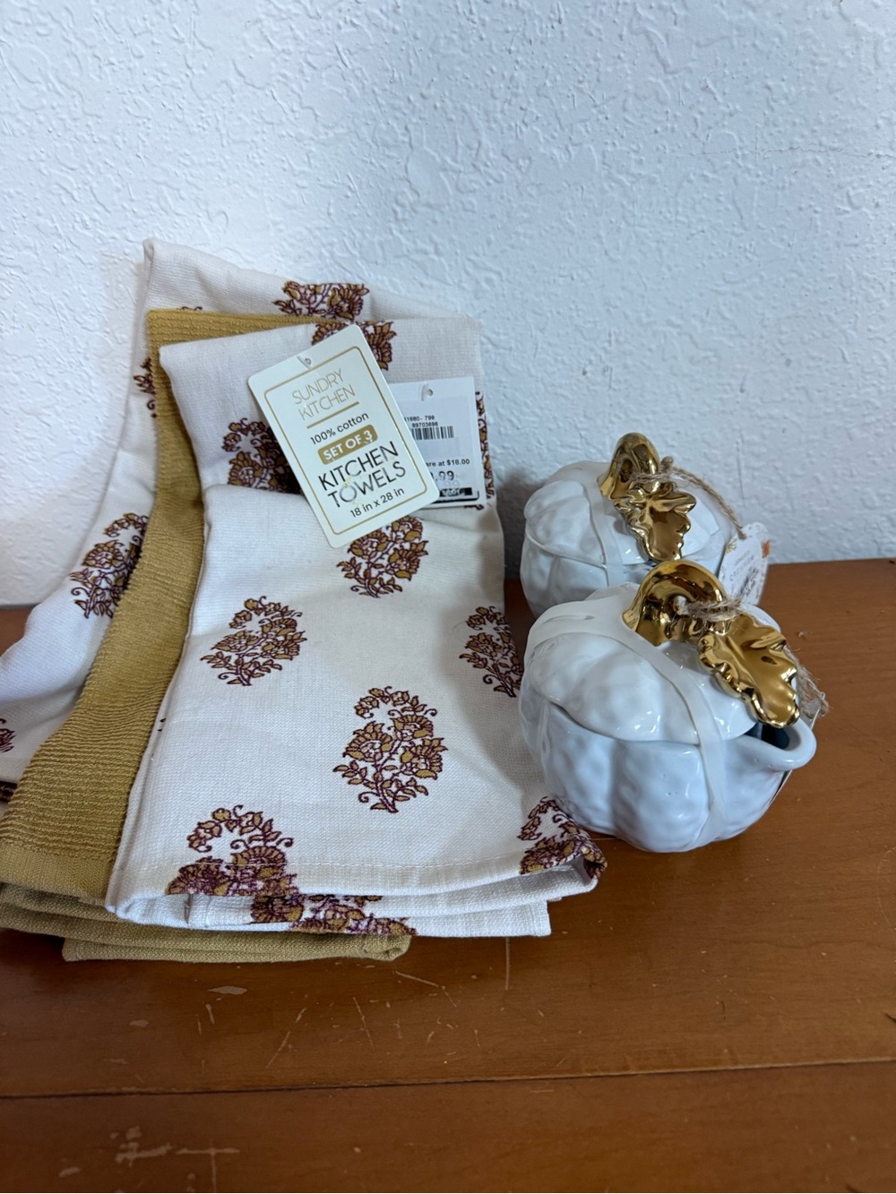 Sundry Kitchen towel and 2 pumpkin covered creamers - Set of 3
